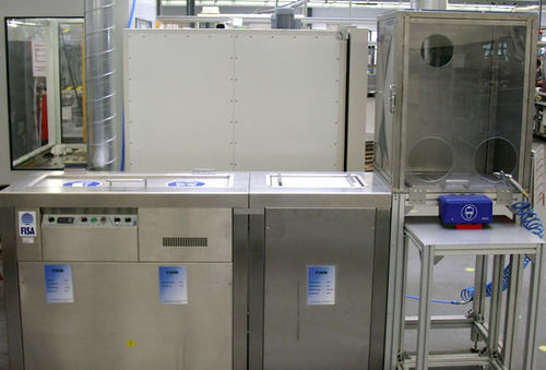 Máquina de limpieza compacta - CR200 - Fisa North America - de agua / de pieza / para la industria del plástico