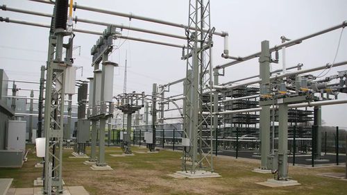 Compensador estático síncrono - STATCOM - Hitachi Energy - con filtros de armónicas