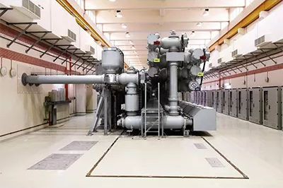 Subestación aislado en gas - Hitachi Energy - para rack para distribución eléctrica / de exteriores