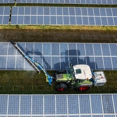Sistema de limpieza para panel solar - TrackFlex - SunBrush mobil GmbH - de cepillo / para aplicaciones fotovoltaicas / móvil
