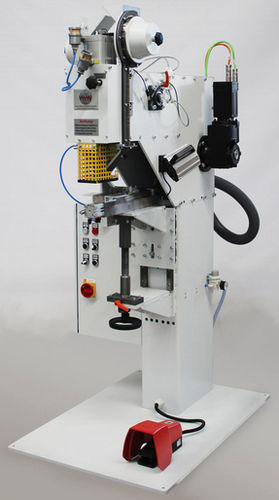 Máquina remachadora eléctrica - 090_01 (4) - Walter Winter Verbindungstechnik GmbH & Co.KG - pie bancada / con alimentación / servoaccionada