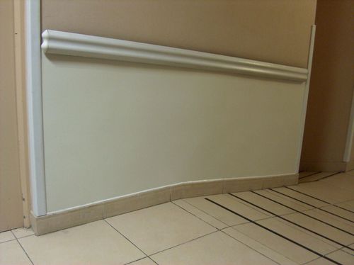 Protección mural de aluminio - TTY - Toptop Técnicos En Protección - blanca / azul / marrón