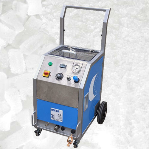 Máquina de limpieza criogénica manual - DCE 80 - DCA Deckert Anlagenbau GmbH - monotubo / para trabajos de limpieza / para la eliminación de la pintura