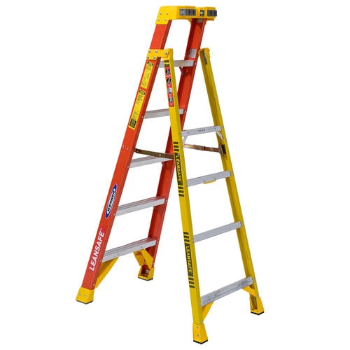 Escalera de tijera portátil - L6206 - WERNER CO - de fibra de vidrio / con escalones ribeteados