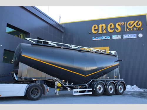 Remolque cisterna - 29 M³ - lider trailer - de cemento / de 3 ejes / con frenado por inercia