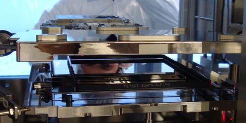 Sistema de almacenamiento y manipulación automático - EUV - Fabmatics GmbH