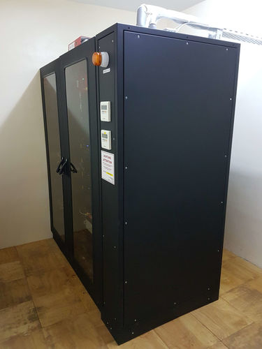 Climatizador para armario eléctrico split - Brodinger IT-Sicherheitstechnik e.U. - vertical / de agua fría