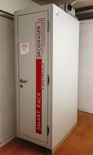 Armario para servidor EI 90 - SMART RACK - Brodinger IT-Sicherheitstechnik e.U. - para centro de datos / de suelo
