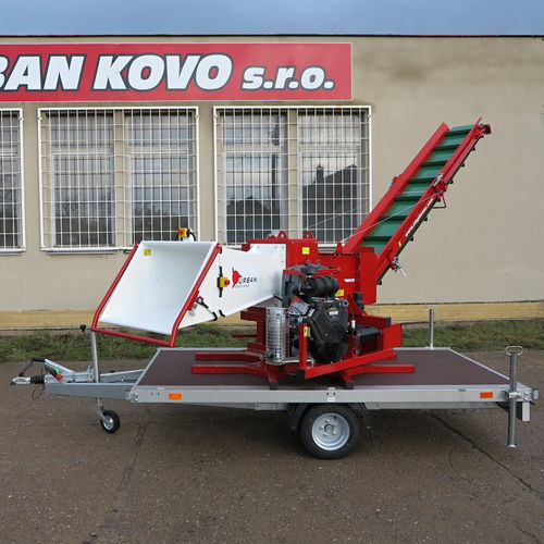 Aserradora de troncos - SMH110 D4,1 - URBAN KOVO s.r.o.