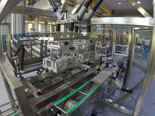 Encajadora-empacadora de bandejas horizontal - Technica International - automática / para cubos / para botellas