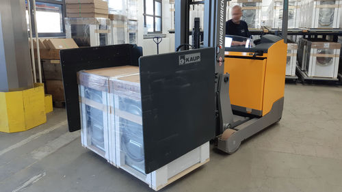 Pinza de manipulación para aparatos de uso doméstico - T413G - KAUP GmbH & Co.KG - para carretilla elevadora / para mercaderías / para transporte
