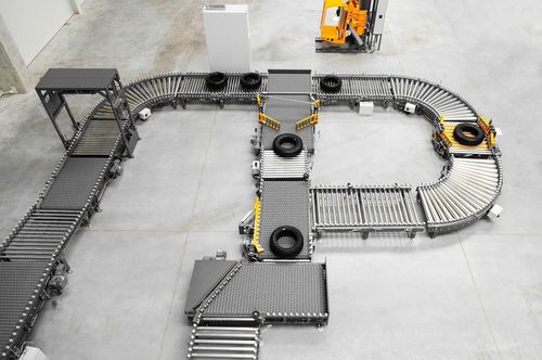 Sistema de transporte para neumáticos - Europa Systems Sp. z o.o. - de banda / de rodillos motorizados / para la industria del automóvil