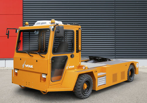 Tractor eléctrico - EFZ 40 SK - Volk Fahrzeugbau GmbH - con 4 ruedas / con operador sentado / de remolcado