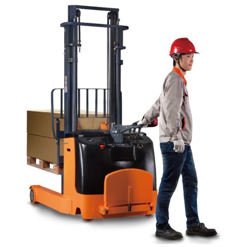 Apiladora eléctrica - XR20 - Zowell - para conductor de pie / 24 V / de transporte