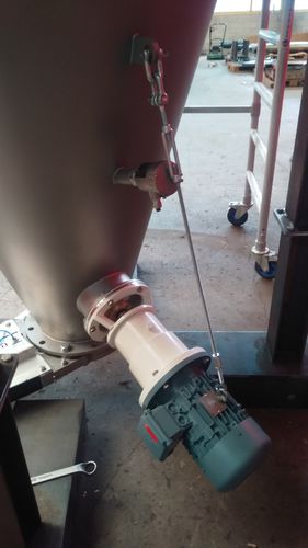 Desterronador para pulverulentos - Heilig mixers - de ciclón / vertical / compacto
