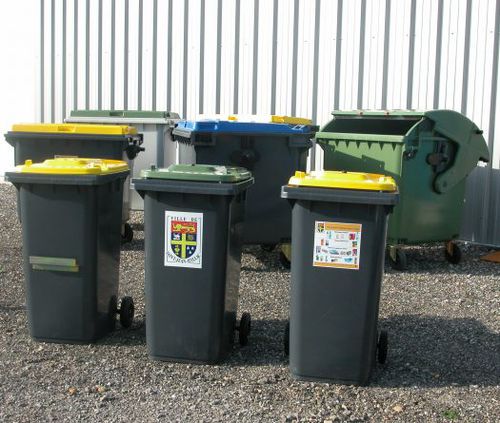 Cubo de basura de polietileno - QUADRIA - de PEAD / enterrado / para residuos domésticos