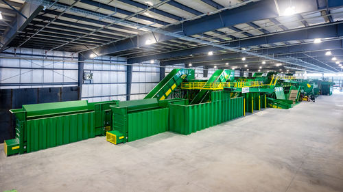 Contenedor de residuos de metal - Green Machine - para residuos urbanos / abierto