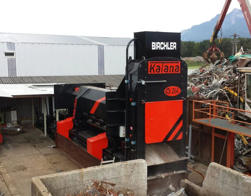 Prensa de balas para chatarra - Katana series - ECOTECNICA EUROPE S.r.l. - vertical