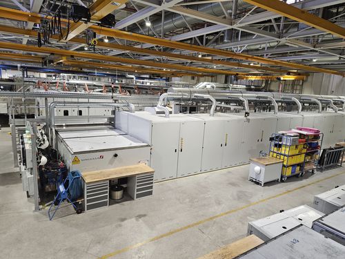 Máquina de deposición por pulverización catódica en línea - Singulus Sputter II - Avancis