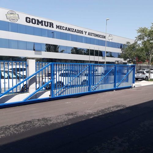 Puerta corredera - PUERTAS SECADES - de acero galvanizado / para interior / industrial