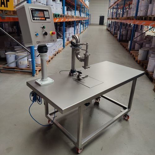 Llenadora semiautomática - Liquid Table - Gravifill - de botellas / de botes / de latas