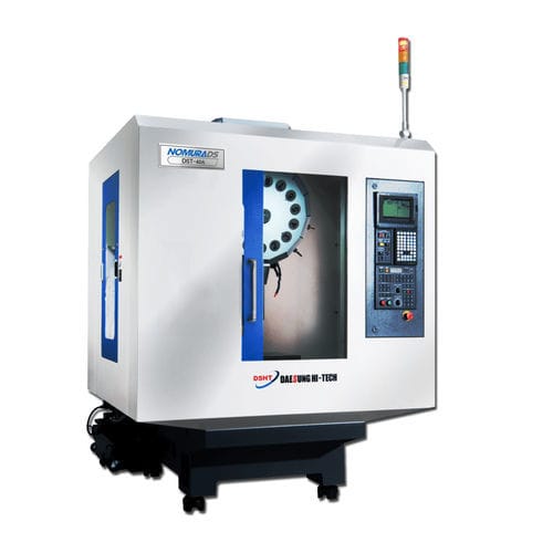 Fresadora CNC 3 ejes - DST-40A - Nomura DS - vertical / con mesa móvil / de columna móvil