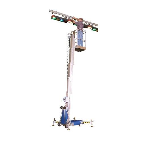 Cesta vertical móvil - 5502 0 - Net Mak Metal Makine San. Ve Tic. Ltd. Sti. - alimentada por batería / para uso en interiores y exteriores