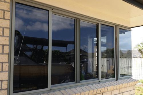 Edificio modular - KAPISAN ENDÜSTRİYEL KAPI SİSTEMLERİ - para uso residencial / con estructura de aluminio / de aluminio