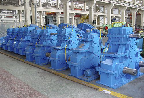 Reductor para grúas - TAIYUAN HEAVY INDUSTRY CO.,LTD - planetario / de engranaje helicoidal / coaxial