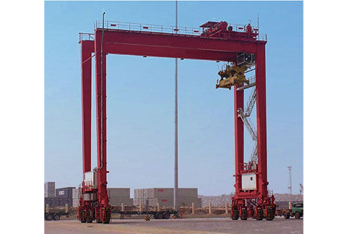 Pórtico con neumáticos - TAIYUAN HEAVY INDUSTRY CO.,LTD - para contenedores / de riel doble / para grandes cargas