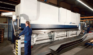 Plegado de chapas con prensa - CIL - CONSTRUCTEUR INDUSTRIEL LAMBERT - para la energía nuclear / ISO 9001 / EN 1090