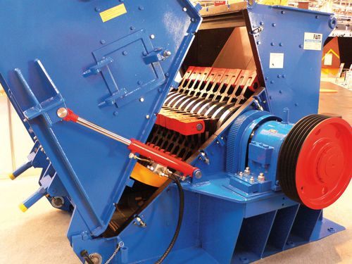 Molino de cereales - BEUMER Group GmbH & Co.KG - de impacto / horizontal