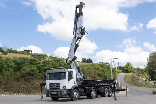 Grúa montada sobre camión -  TKA 66.700C - TKA CRANES - de mástil / hidráulica