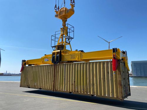 Aparato de levantamiento para contenedores - VDL Container Systems BV