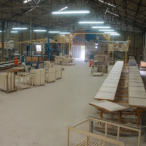 Línea de producción de elementos de yeso - TALLERES FARRAÚS sl. - automática