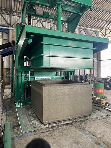 Máquina de producción para la reparación de canalizaciones de hormigón - PRO1.1 - CROCI MARIO E FIGLI SRL - enteramente automática