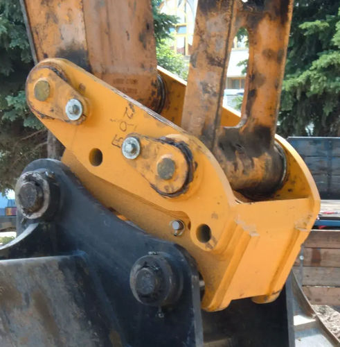 Sistema de acoplamiento rápido para excavadora - PL.M - Cosben SRL
