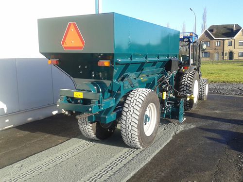 Dúmper de ruedas - LD series - AP Machinebouw B.V. - hidráulico / de descarga frontal / ancho