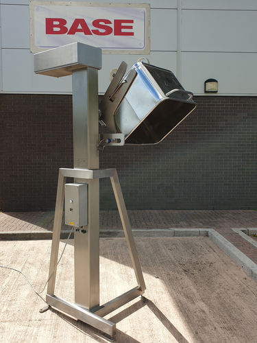 Volteador eléctrico - BTM/300/1800/B - Base Handling Products Limited - para recipientes / de acero inoxidable