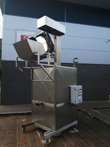 Volteador eléctrico - BTM/300/2500/M - Base Handling Products Limited - para recipientes / móvil / ATEX