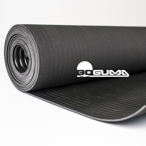 Alfombra aislante dieléctrica - DEK3-S1-2 - BOGUMA, s.r.o. - con estrías anchas / de elastómero / negra
