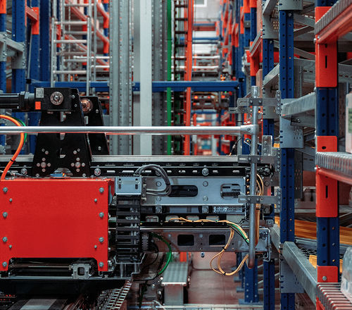 Transelevador automático - Transelevador - VRC WAREHOUSE TECHNOLOGIES - tridireccional / para sistema de organización / para almacén
