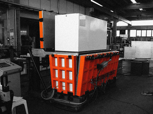 Moldeadora para espuma de poliuretano - MargheRita - Scarioni Srl - de una estación / horizontal / automática