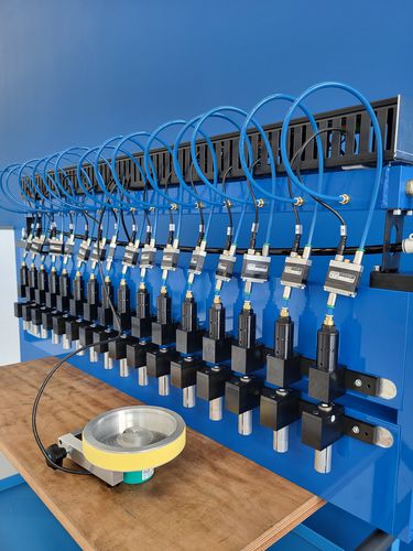 Máquina perforadora para films de plástico - PU20 - Spark Machinery srl - en línea