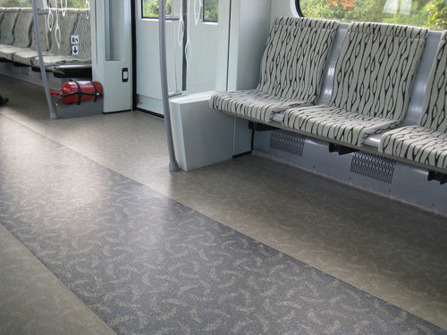 Revestimiento de suelo para tren de material compuesto - TRAVELLER CLASSIC LN - Gerflor - encolable / autoadhesivo / resistente al resbalamiento
