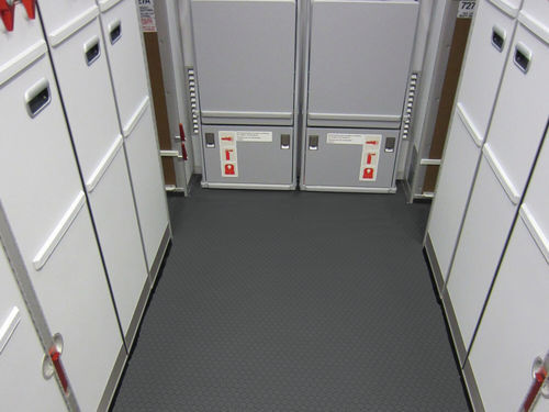 Revestimiento de suelo de vinilo - BATIFLEX AVR 160 - Gerflor - de material compuesto reforzado con fibra de vidrio / antideslizante / adhesivo