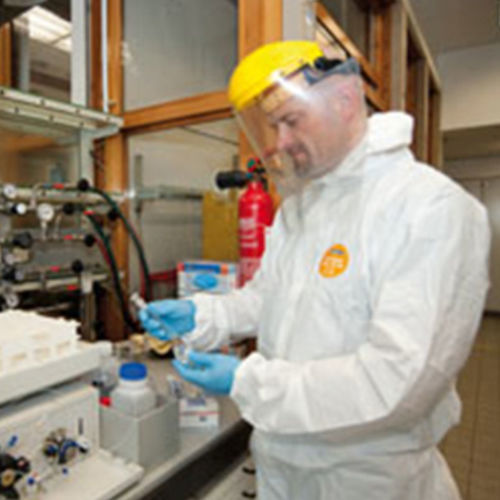 Traje de trabajo - SECUTEX® PRO - ZVG - de tipo 5/6 / resistente a la abrasión / para la industria química