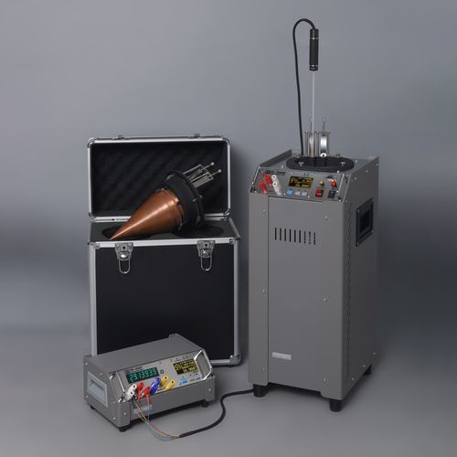 Fuente de calibración de cuerpo negro de gran precisión - BL-2050W - MPtestLLC - portátil
