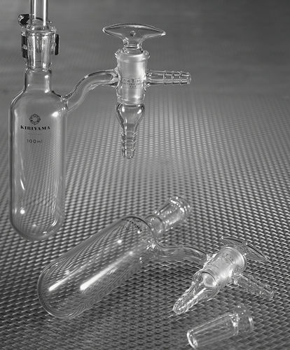 Probeta de laboratorio de filtración - KIRIYAMA GLASS WORKS CO. - de vidrio