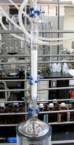 Columna de destilación de vidrio borosilicato - KIRIYAMA GLASS WORKS CO.